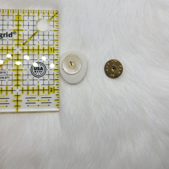 Vintage Fancy Faces Brooch Pin Handpainted Porcelain Mask Teardrop - Picture 3 of 5